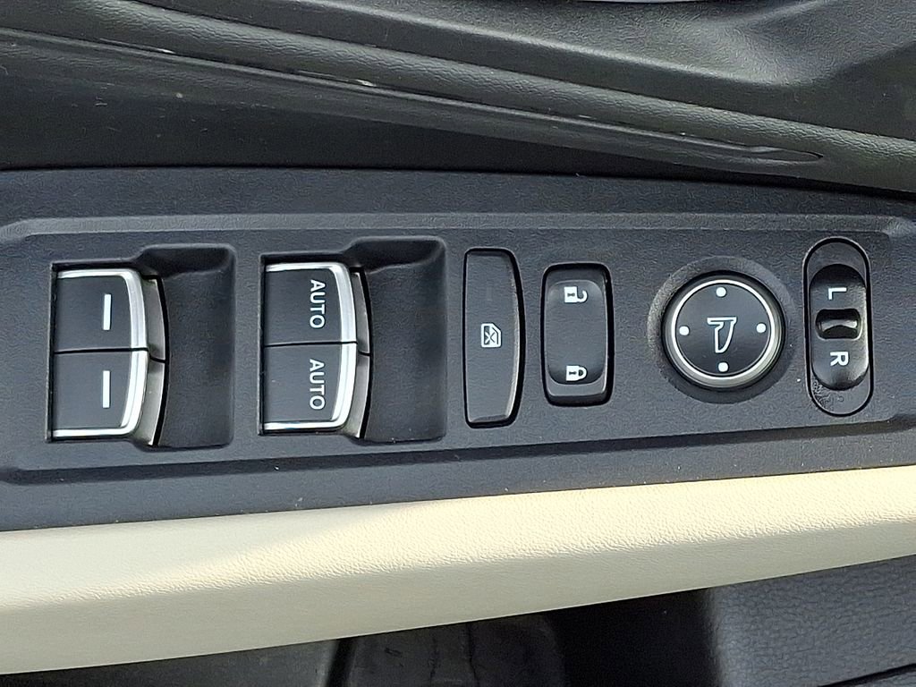 Used 2025 Honda Accord SE image 27