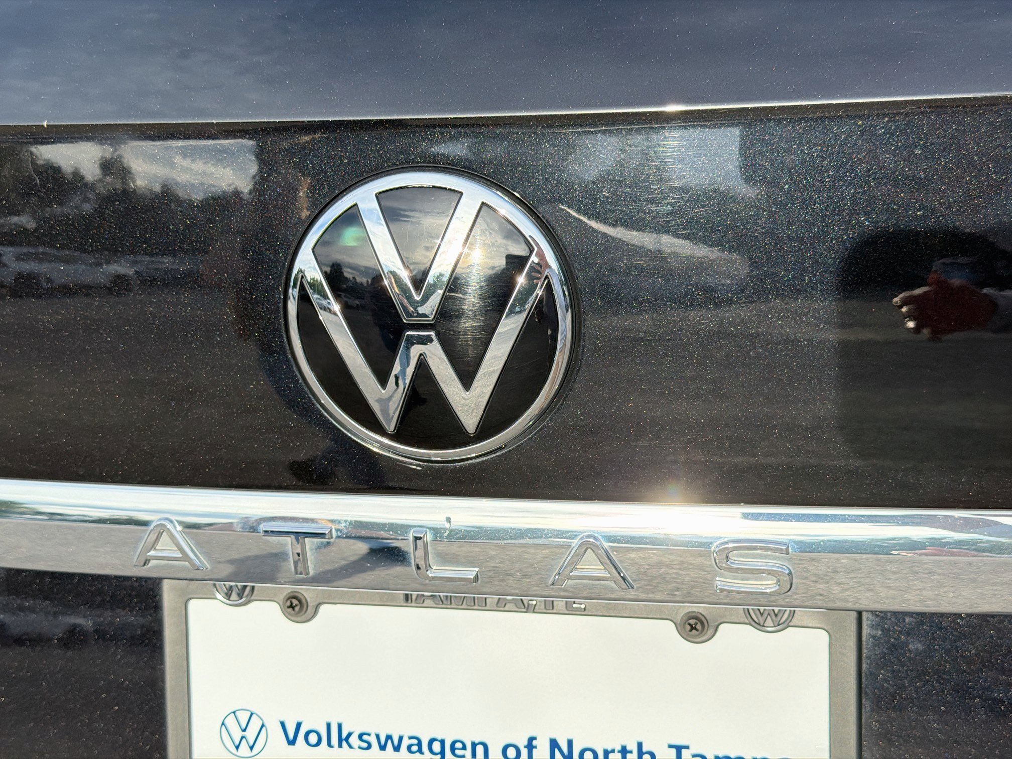 Used 2023 Volkswagen Atlas Cross Sport SE AWD/4WD image 11