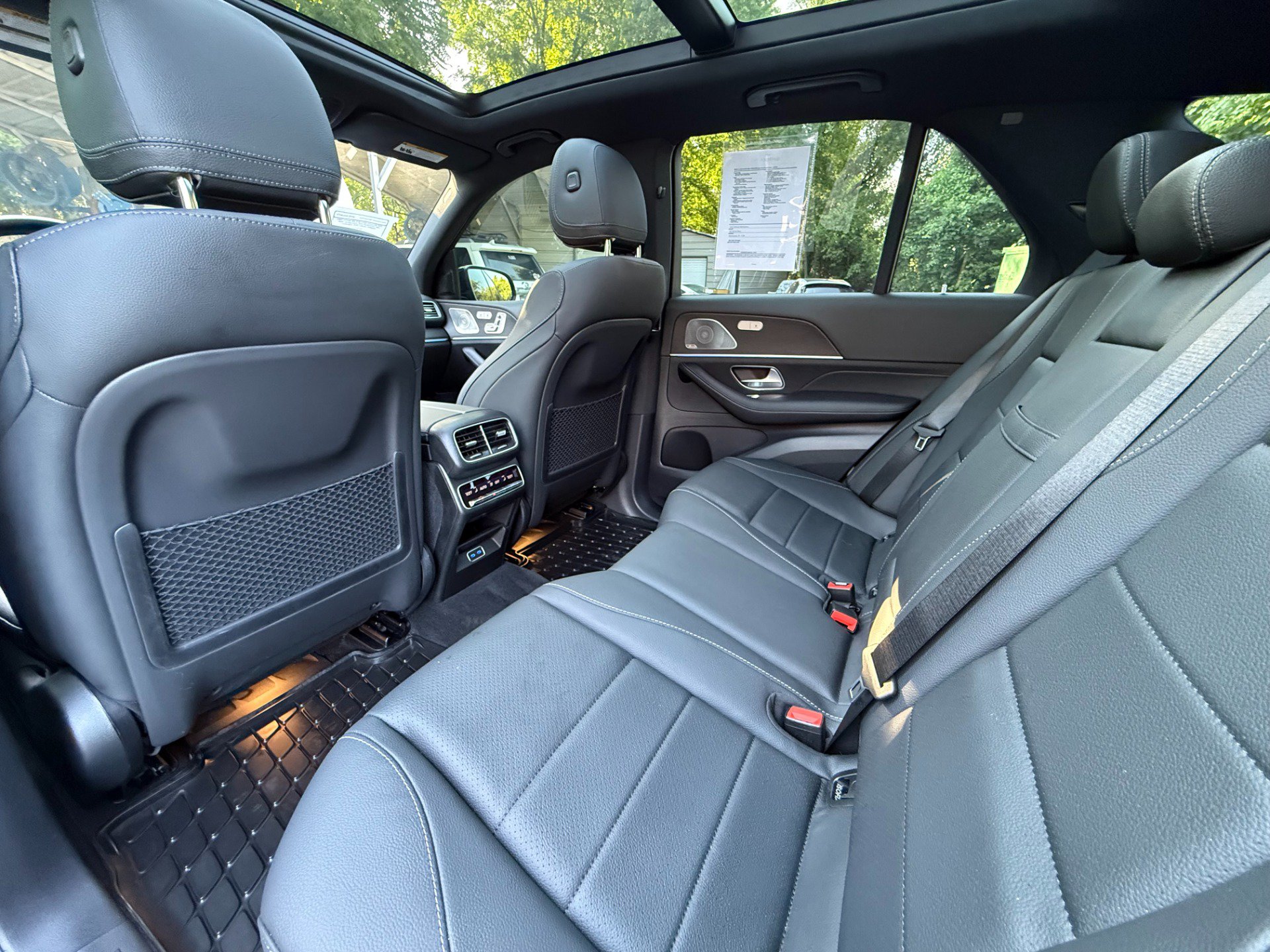 Used 2025 Mercedes-Benz GLE 450 4MATIC image 13