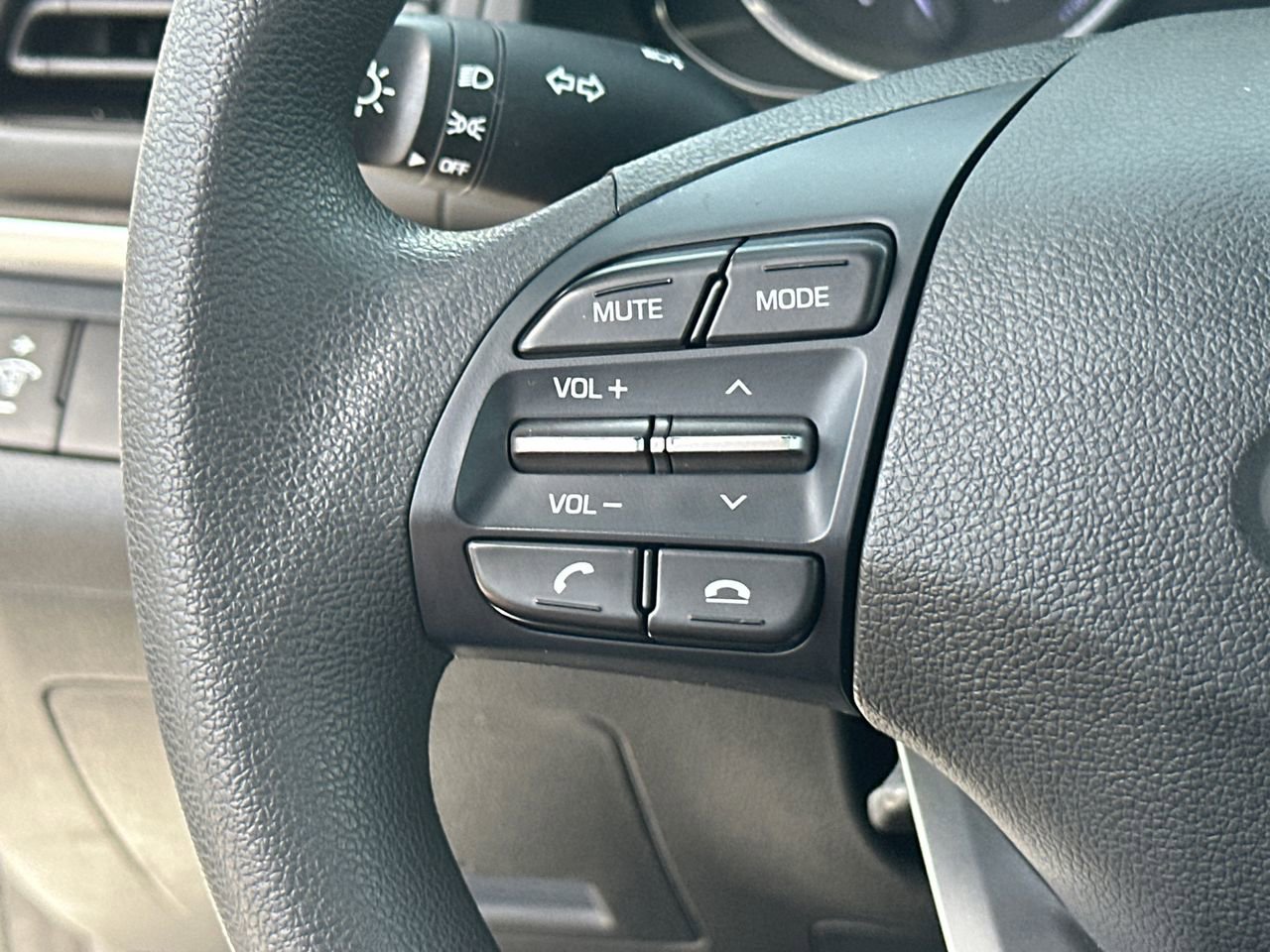 Used 2019 Hyundai Elantra SE w/ Cargo Package image 24