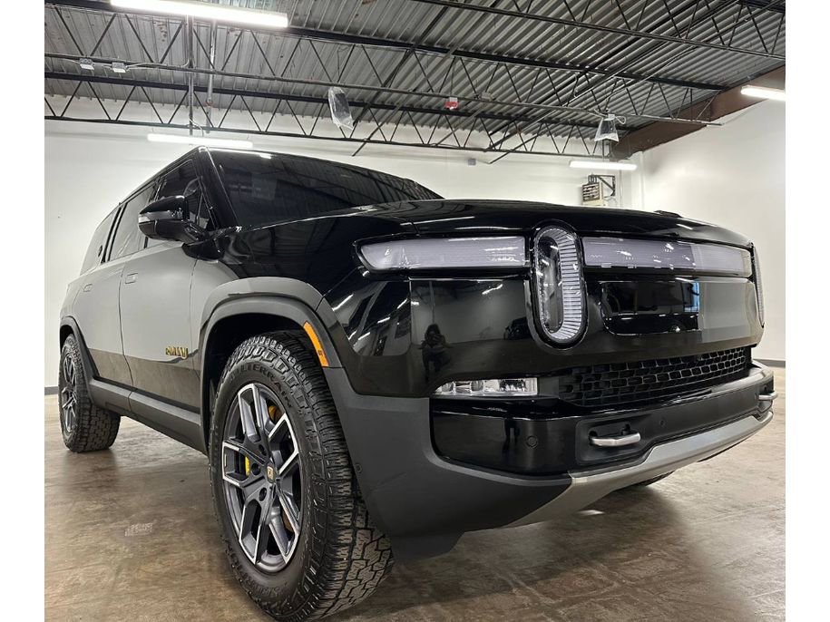 Used 2022 Rivian R1S Launch Edition image 6