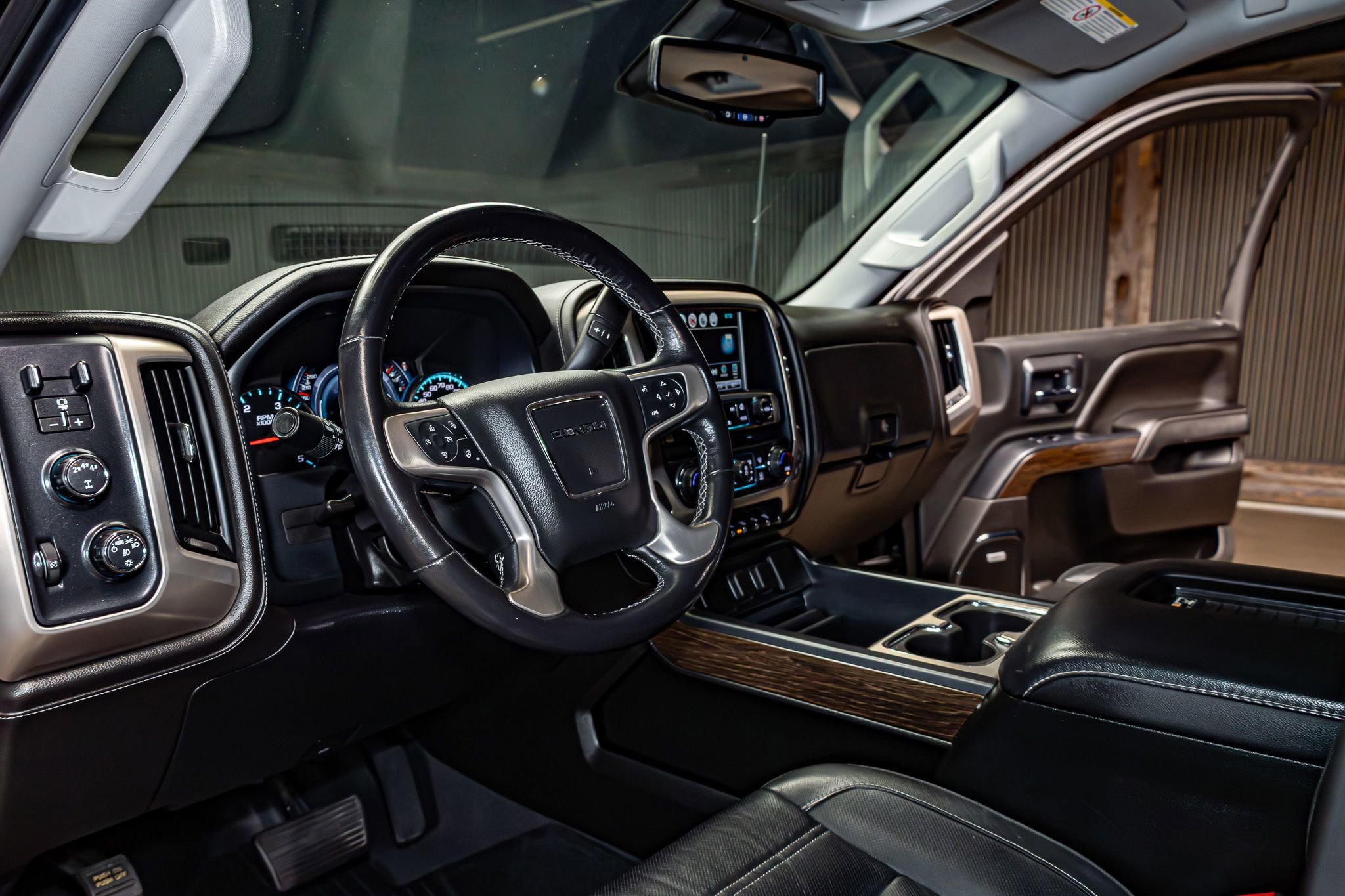 Used 2019 GMC Sierra 2500 Denali w/ Duramax Plus Package image 14