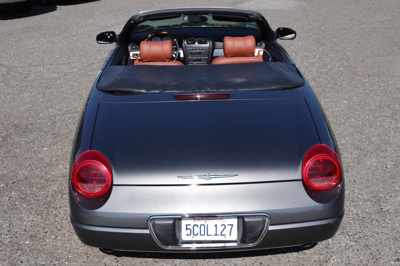 Used 2003 Ford Thunderbird image 24