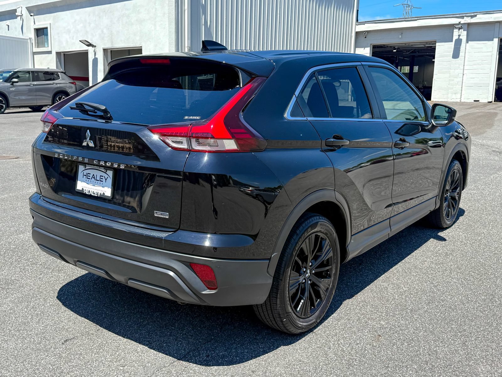 Used 2022 Mitsubishi Eclipse Cross LE AWD/4WD image 8