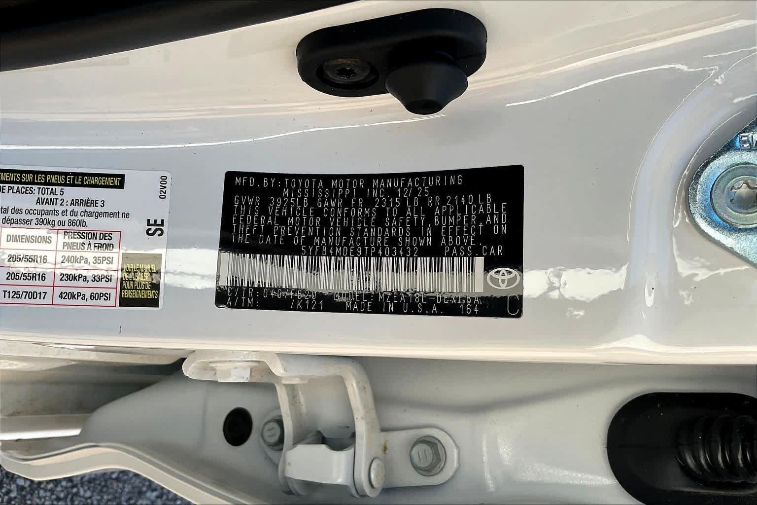 Used 2026 Toyota Corolla LE FWD image 33