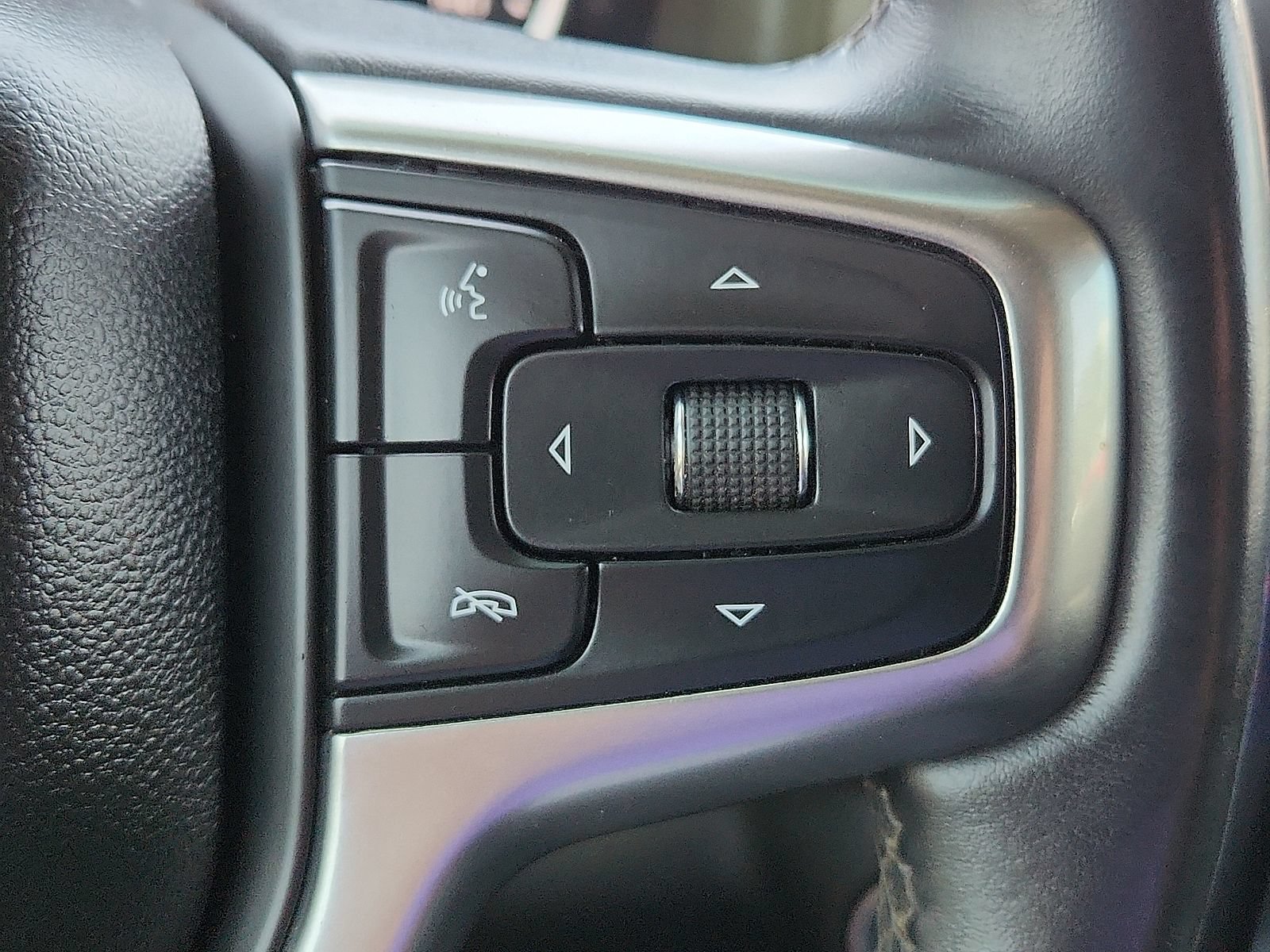 Used 2022 Chevrolet Silverado 2500 LTZ AWD/4WD image 18