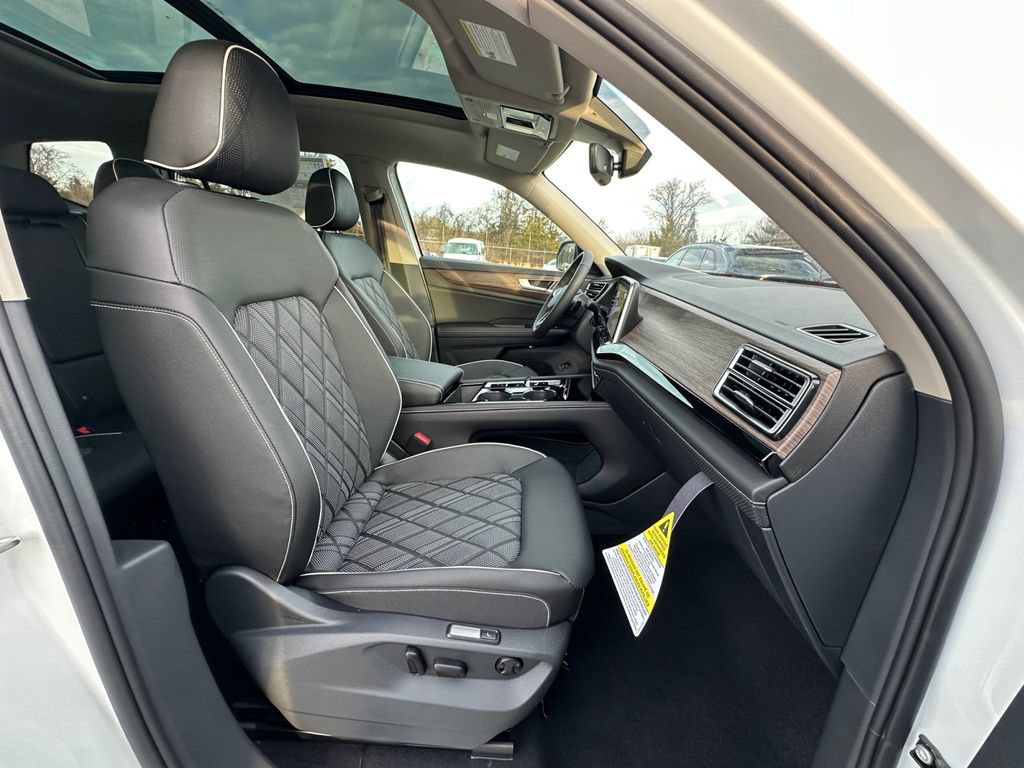 New 2026 Volkswagen Atlas SEL Premium R-Line AWD/4WD image 27