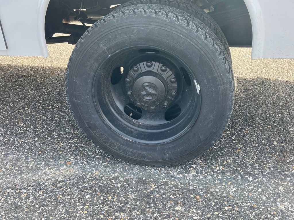 New 2025 RAM 5500 Tradesman AWD/4WD image 28