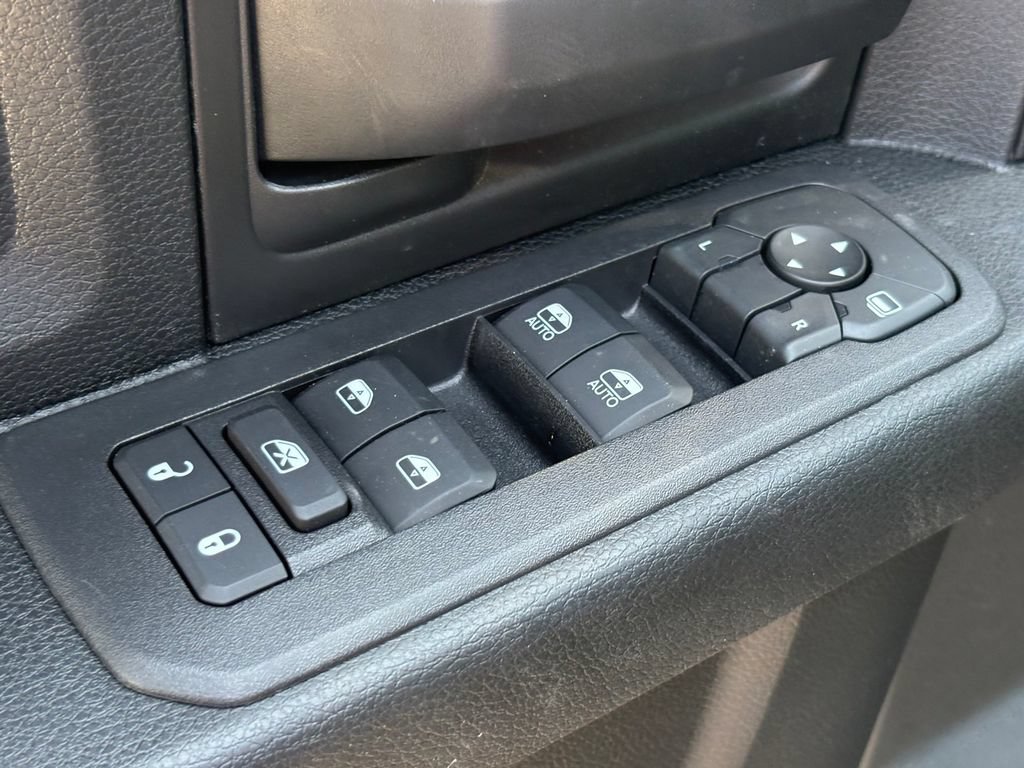 New 2026 RAM 3500 Tradesman AWD/4WD image 22