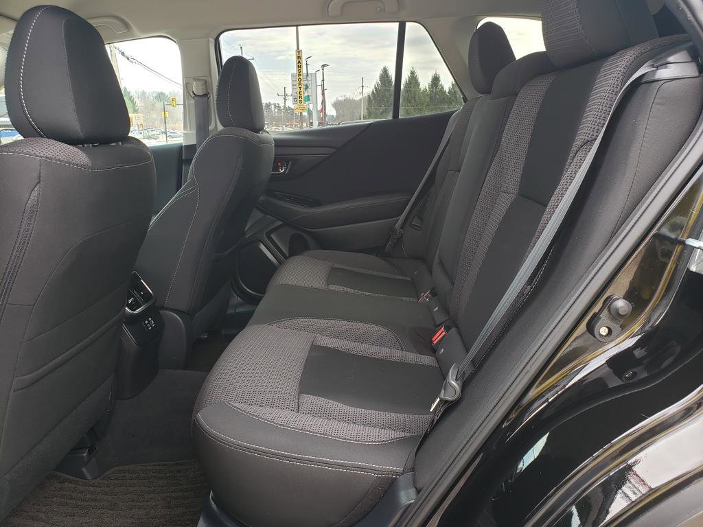 Used 2023 Subaru Outback Premium image 12