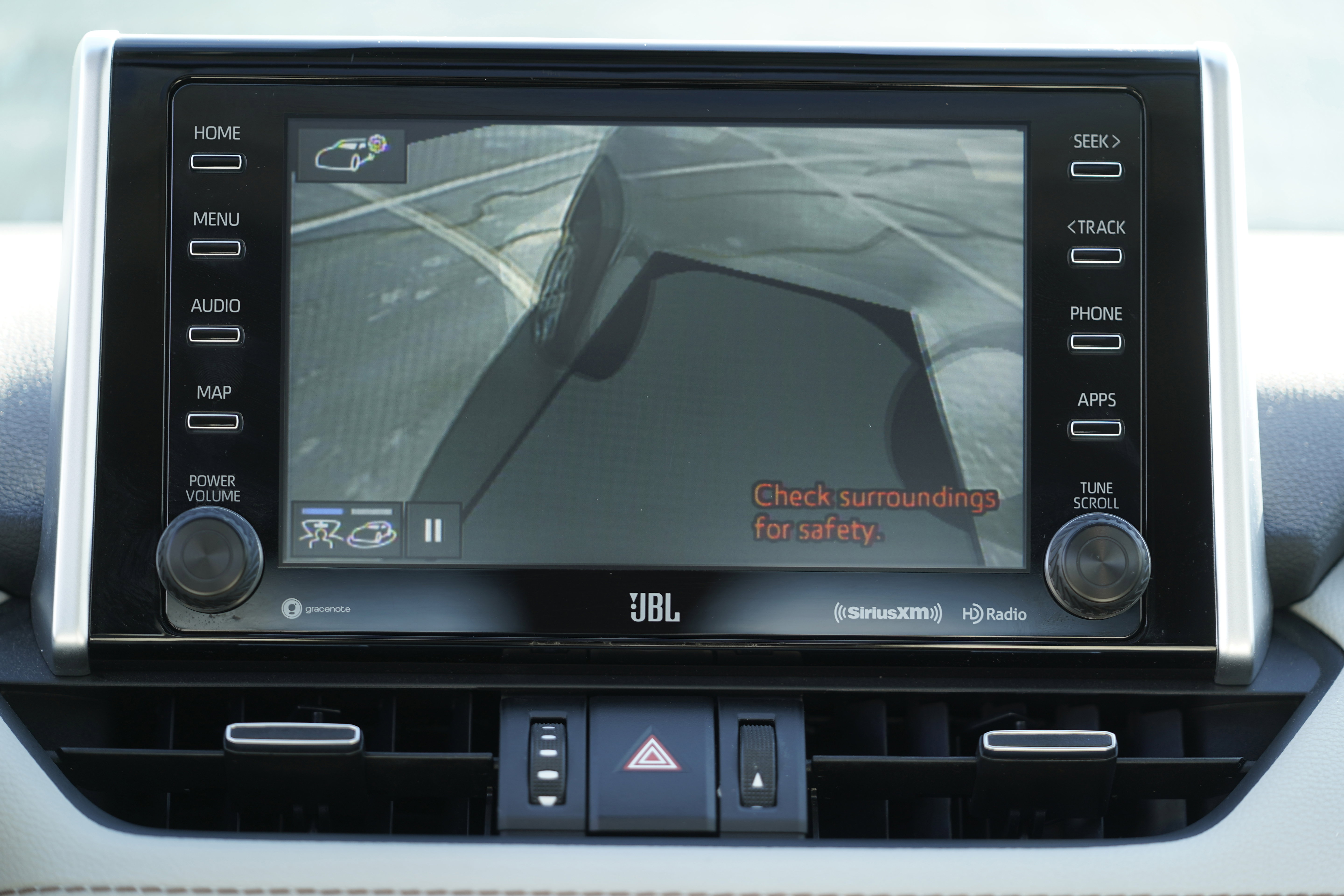 Used 2021 Toyota RAV4 Limited AWD/4WD image 30