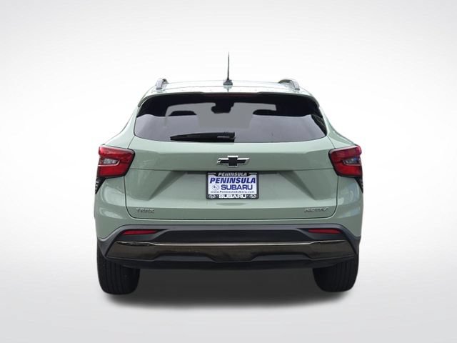 Used 2025 Chevrolet Trax ACTIV FWD image 7