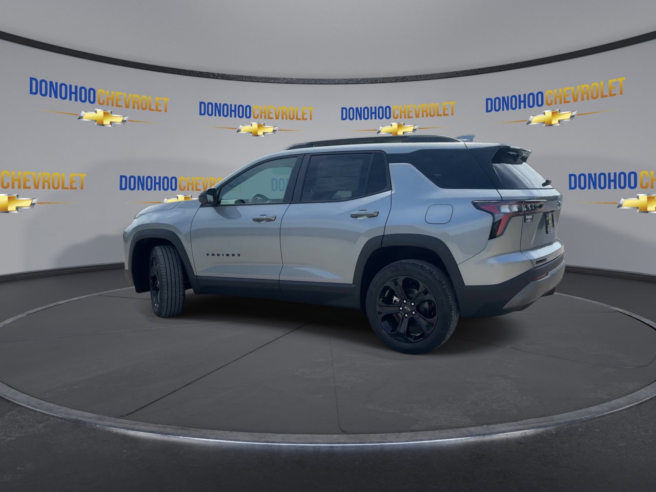 New 2026 Chevrolet Equinox LT w/ Convenience Package II image 9