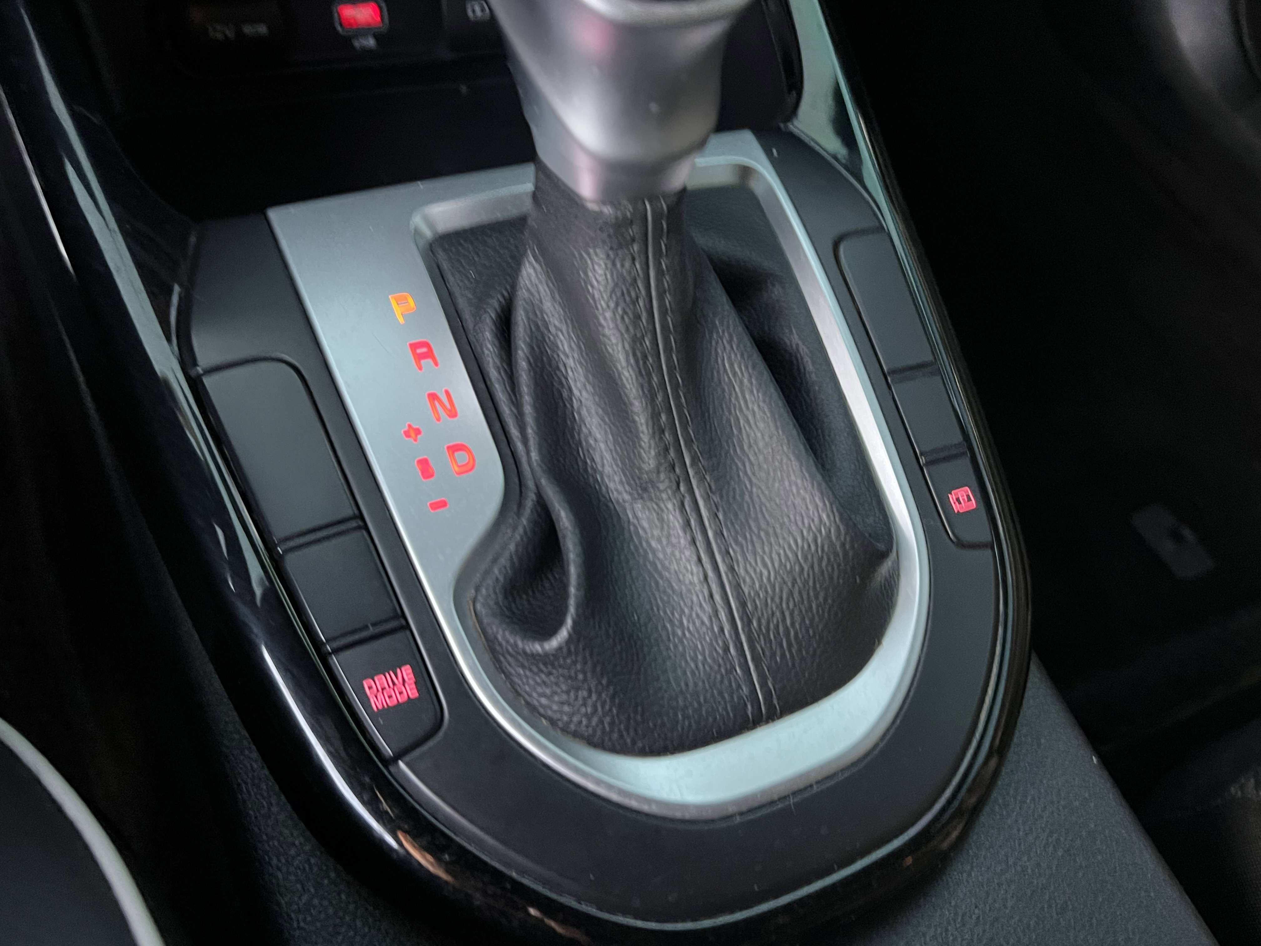 Certified 2024 Kia Forte GT-Line image 30