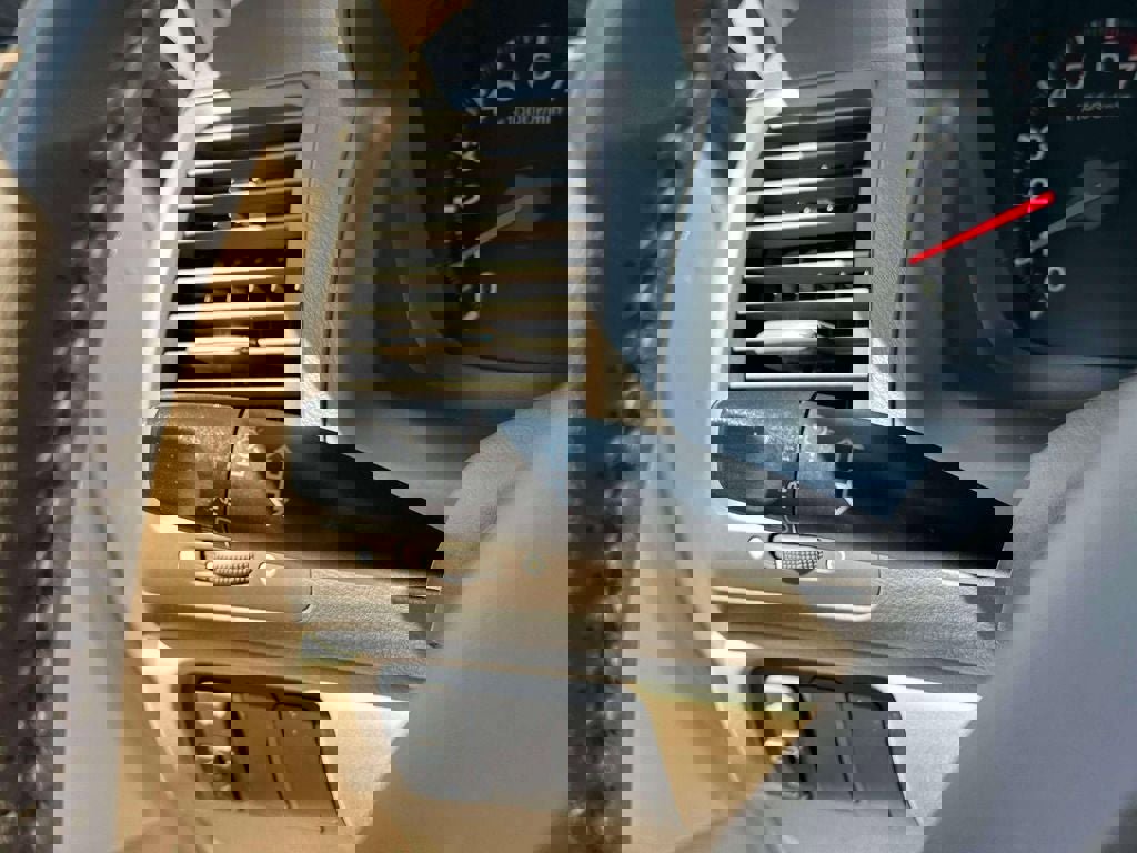 Used 2005 Honda Accord EX-L image 23