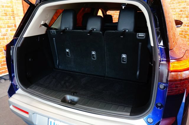 Certified 2024 Nissan Pathfinder SL AWD/4WD image 40