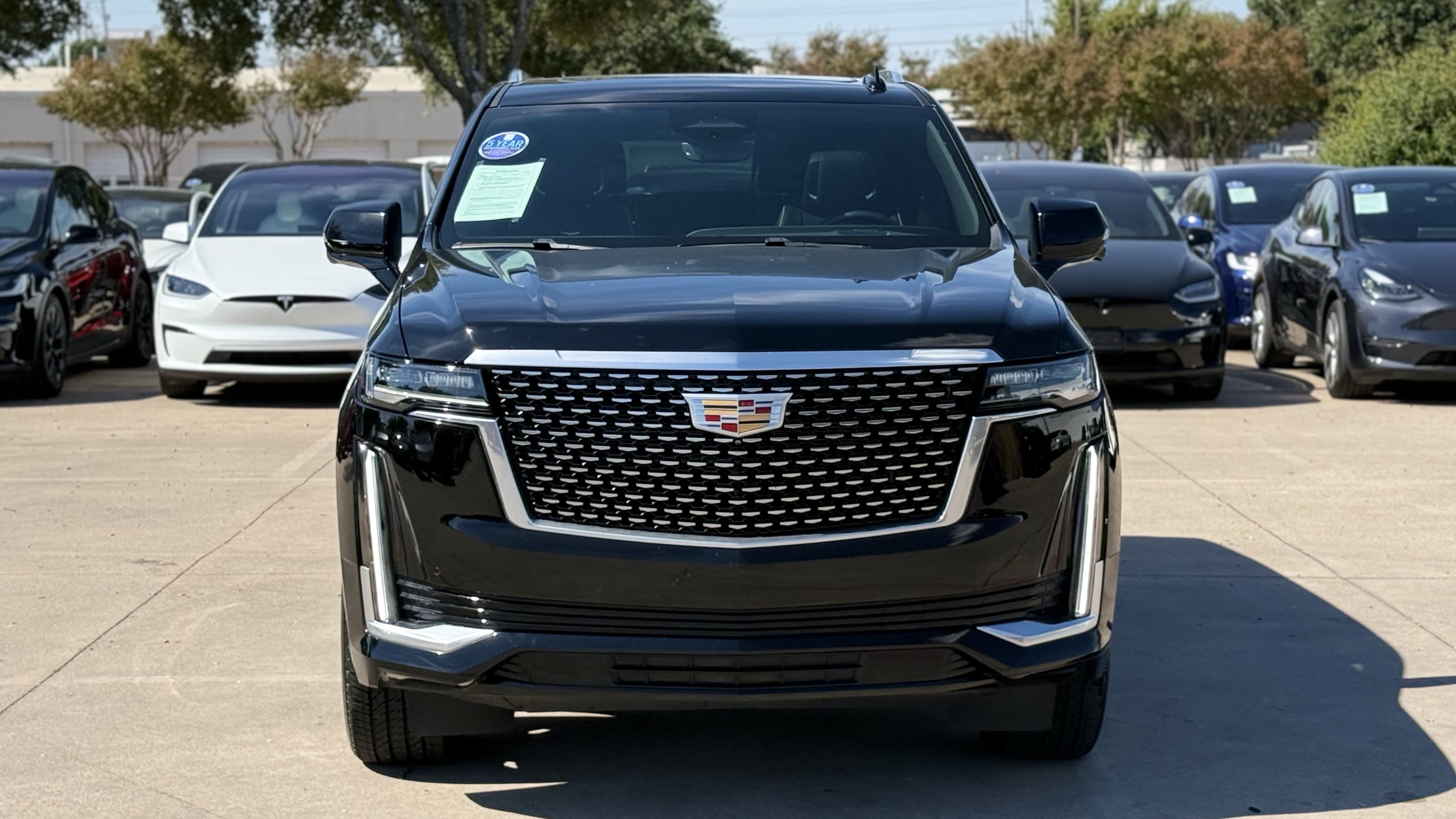 Used 2024 Cadillac Escalade Premium Luxury w/ Performance Package AWD/4WD image 14