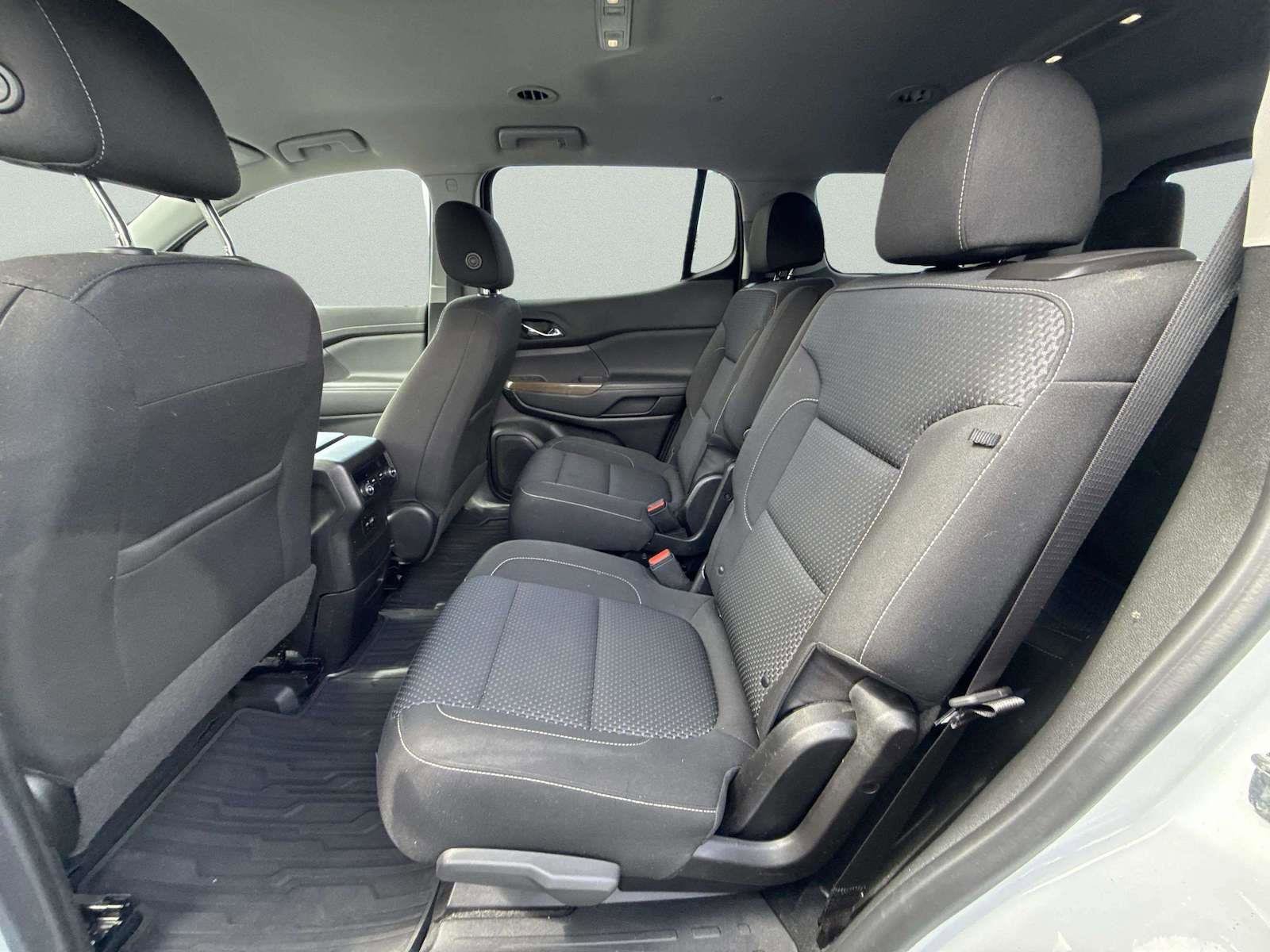 Used 2022 GMC Acadia SLE FWD image 21