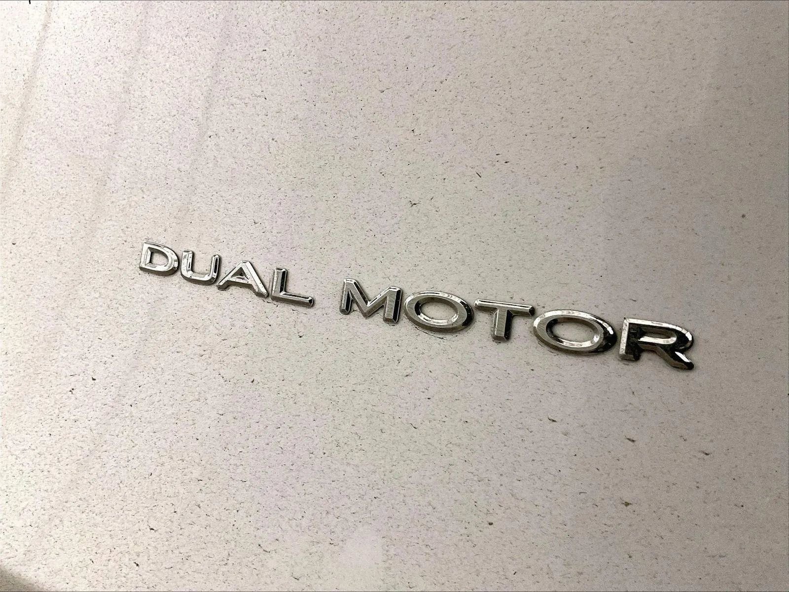Used 2021 Tesla Model Y Long Range image 13