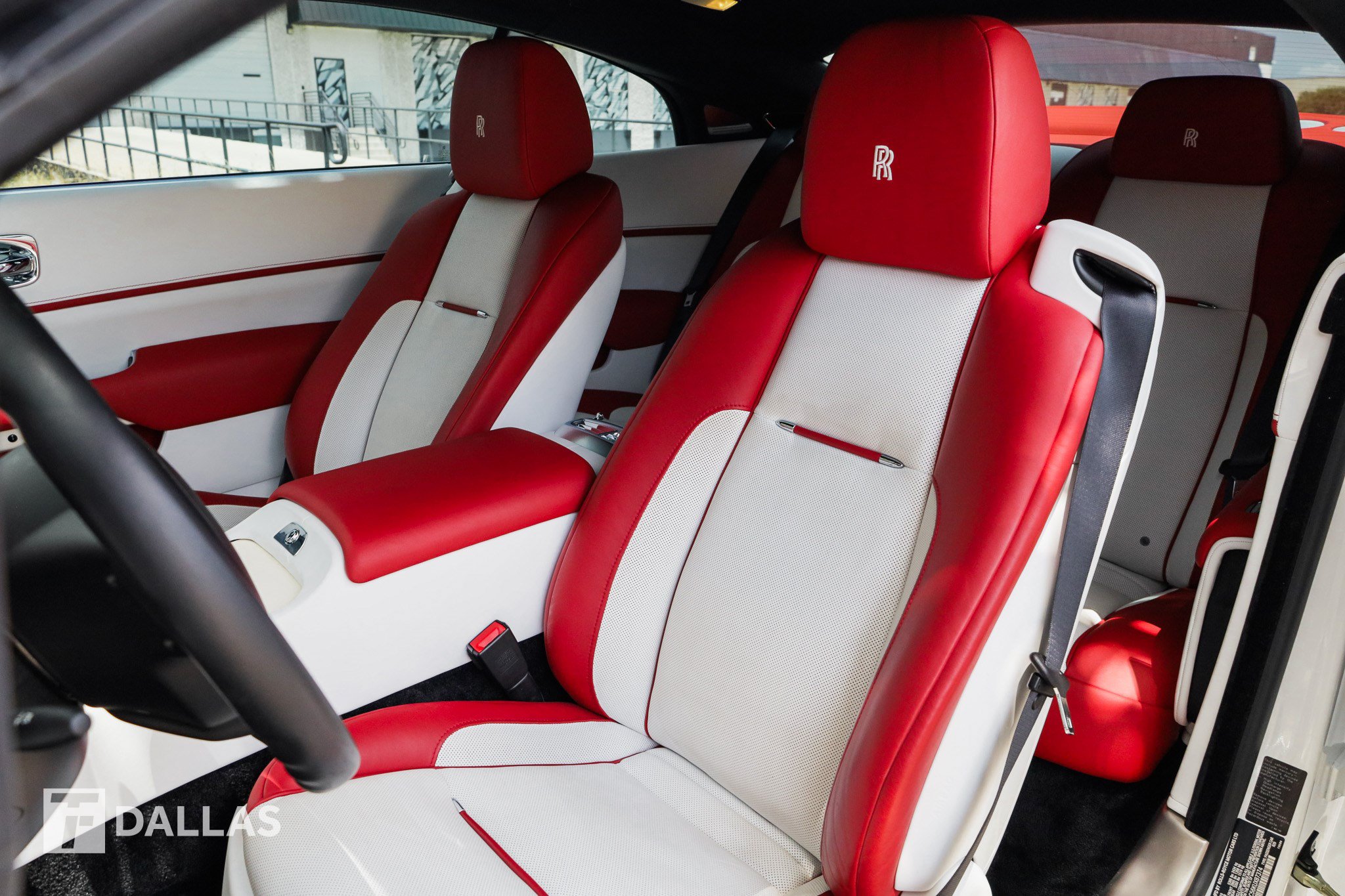 Used 2019 Rolls-Royce Wraith RWD image 22