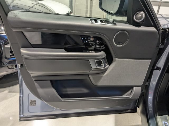 Used 2018 Land Rover Range Rover HSE AWD/4WD image 20