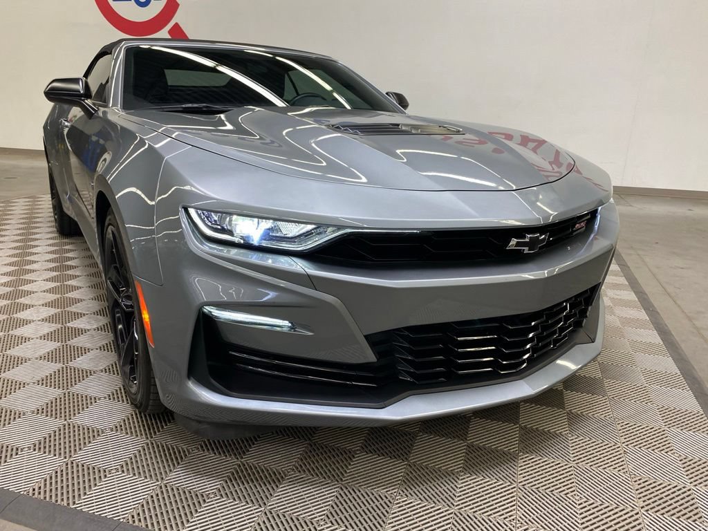 Used 2023 Chevrolet Camaro SS RWD image 2