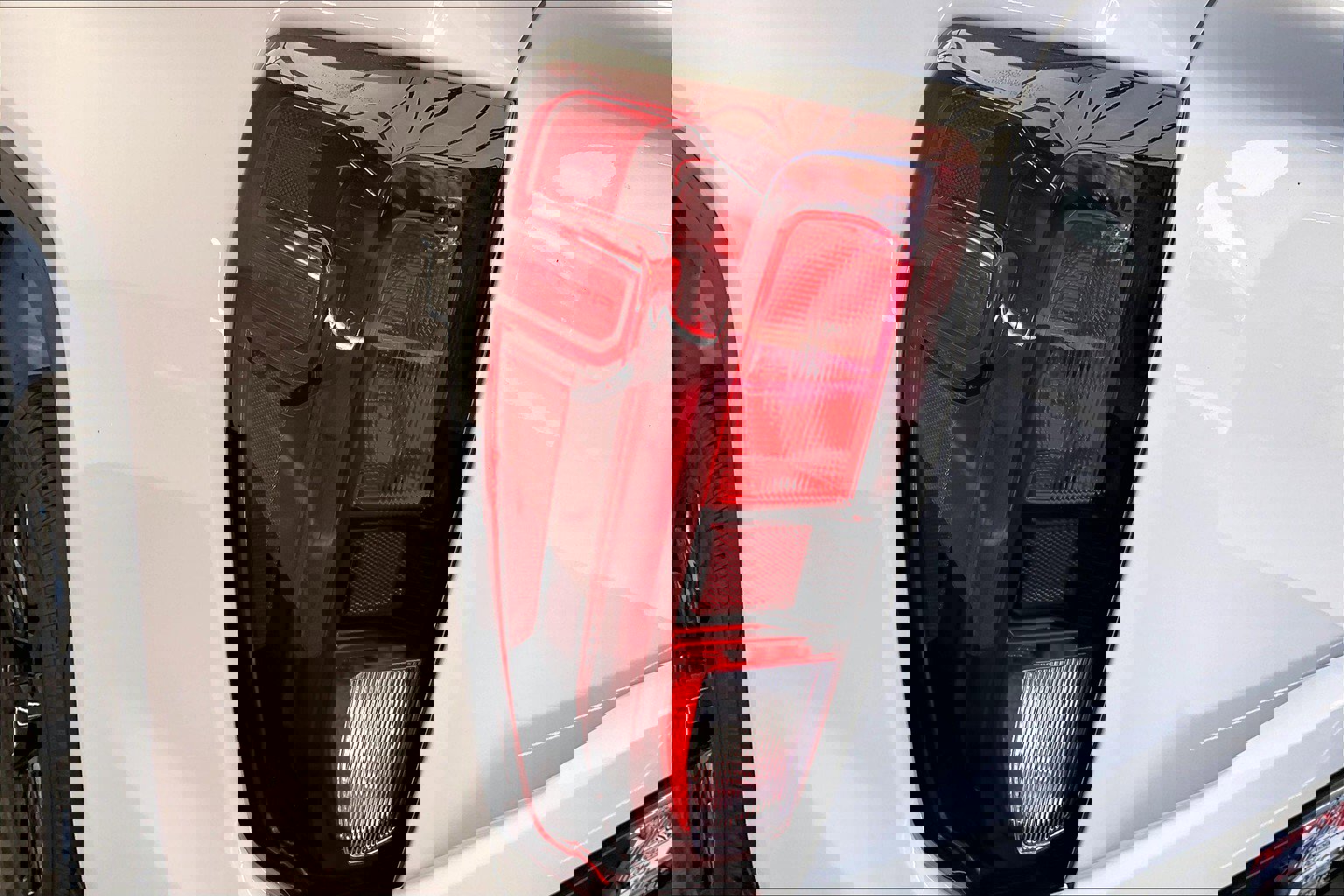 Used 2025 GMC Sierra 1500 Pro w/ Graphite Edition image 16