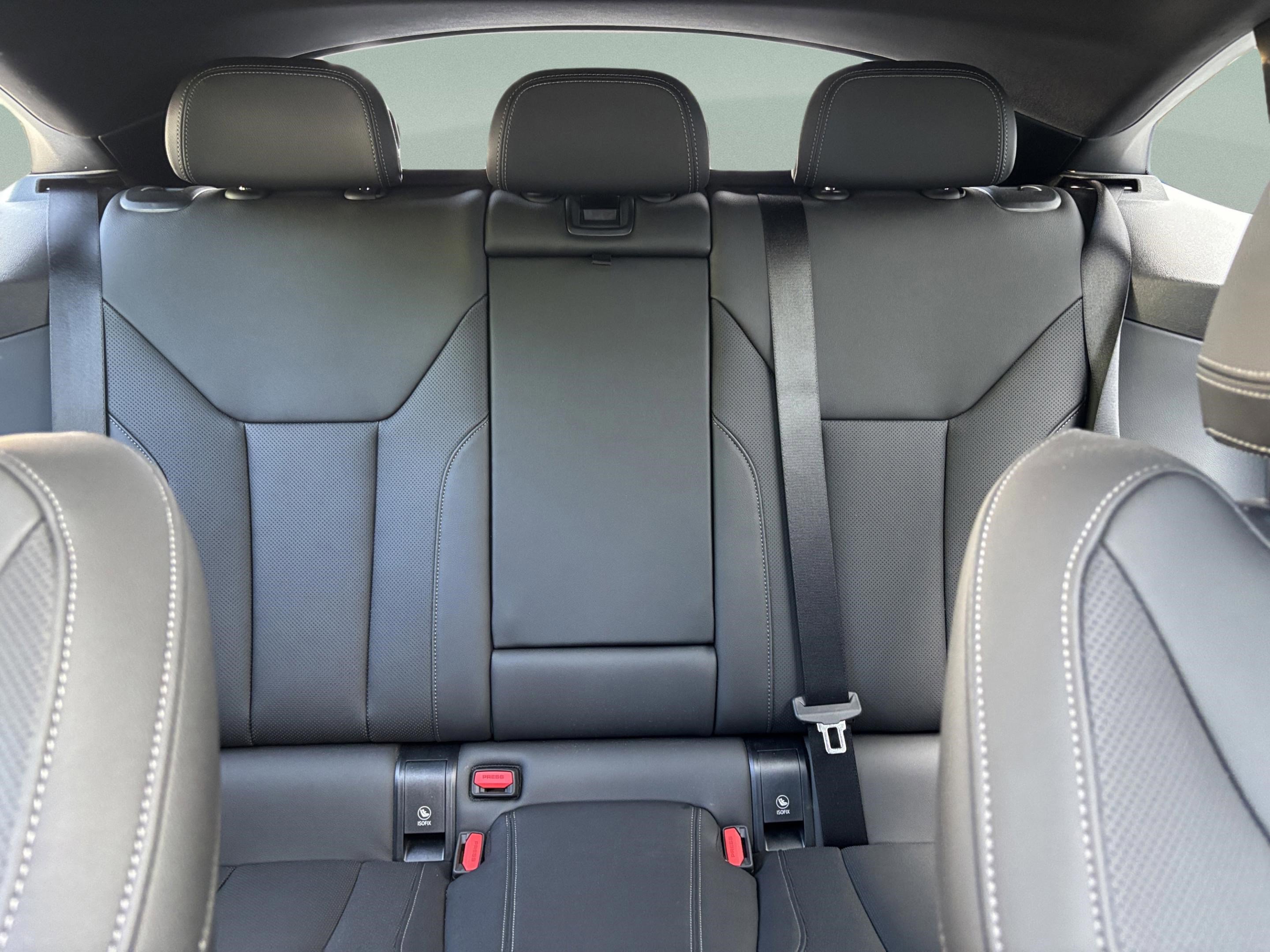 Used 2023 BMW i4 eDrive35 w/ Premium Package RWD image 19