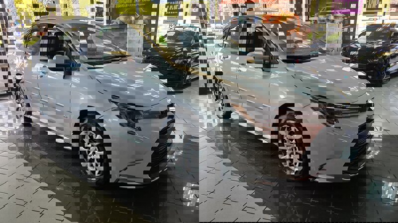 Used 2023 Toyota Corolla LE image 4