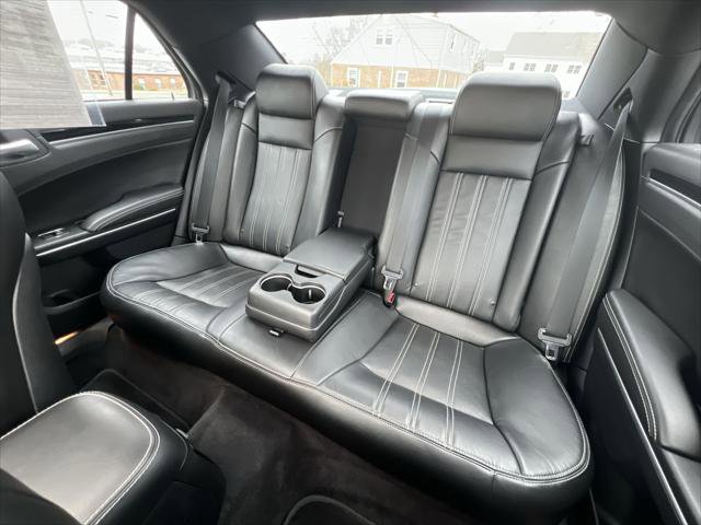 Used 2018 Chrysler 300 S w/ 300S Premium Group image 22