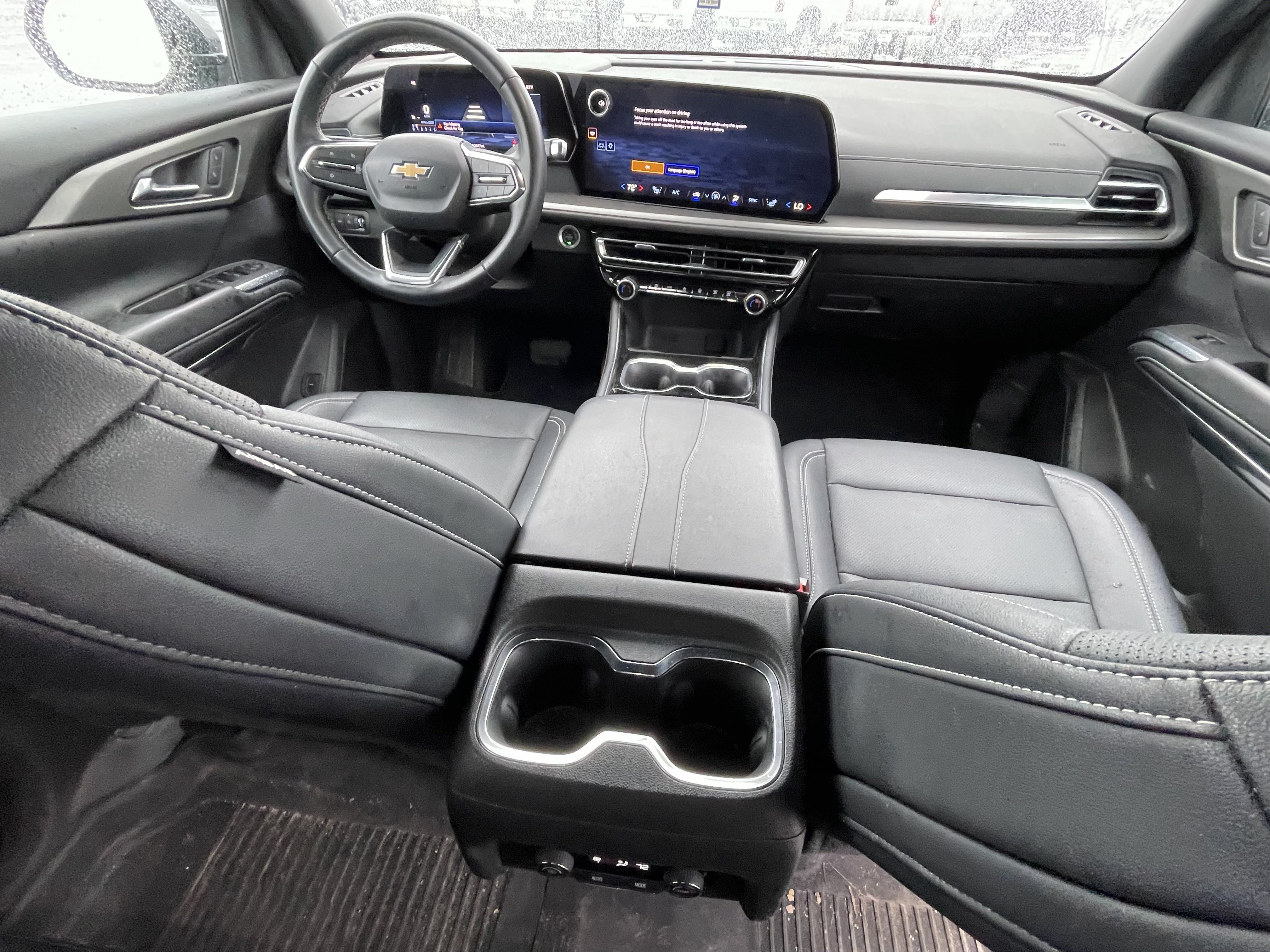 Used 2025 Chevrolet Traverse LT AWD/4WD image 10