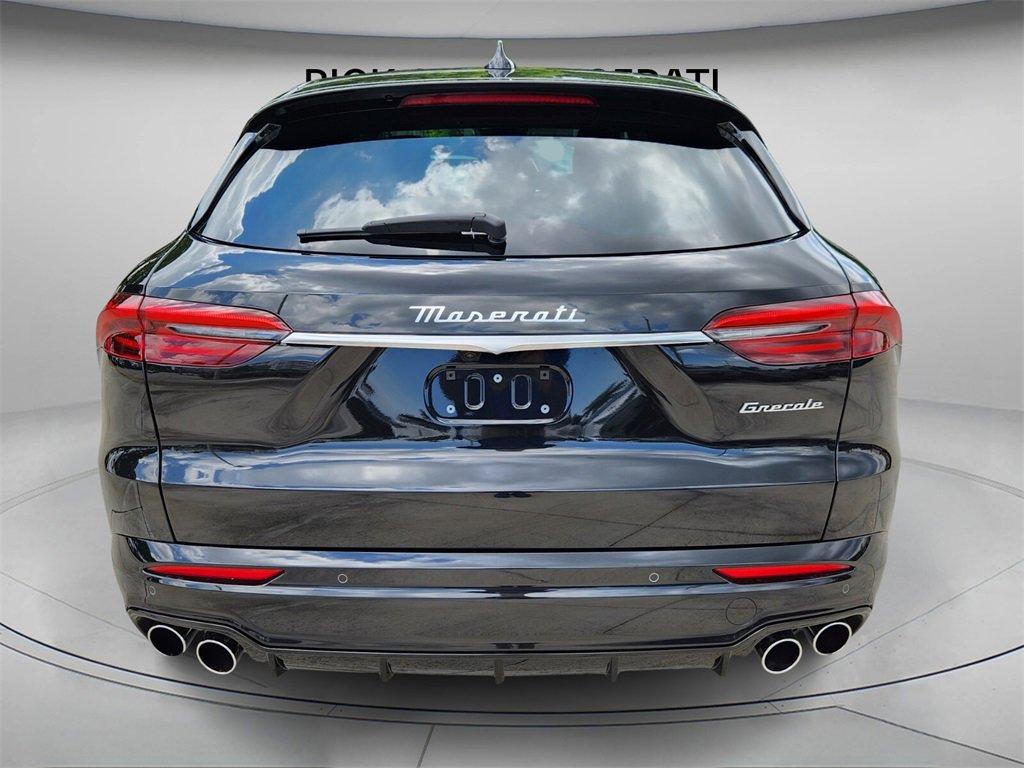 New 2025 Maserati Grecale GT image 4