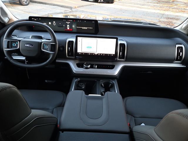 New 2025 Ford Expedition Active RWD image 11