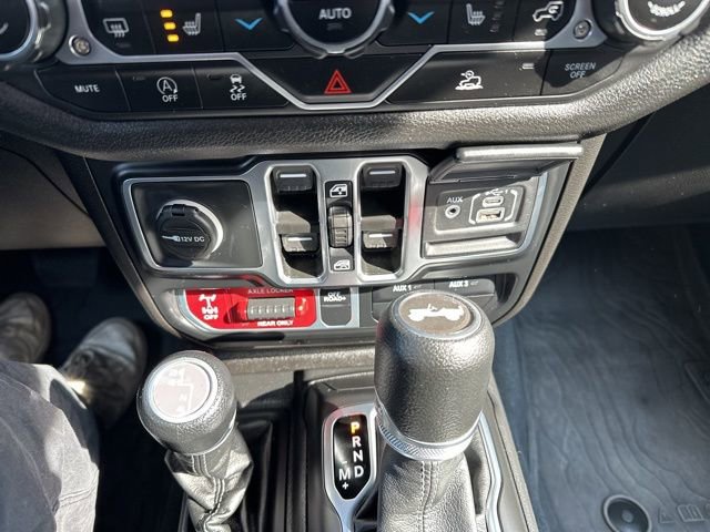 Used 2024 Jeep Wrangler Unlimited Sport AWD/4WD image 31