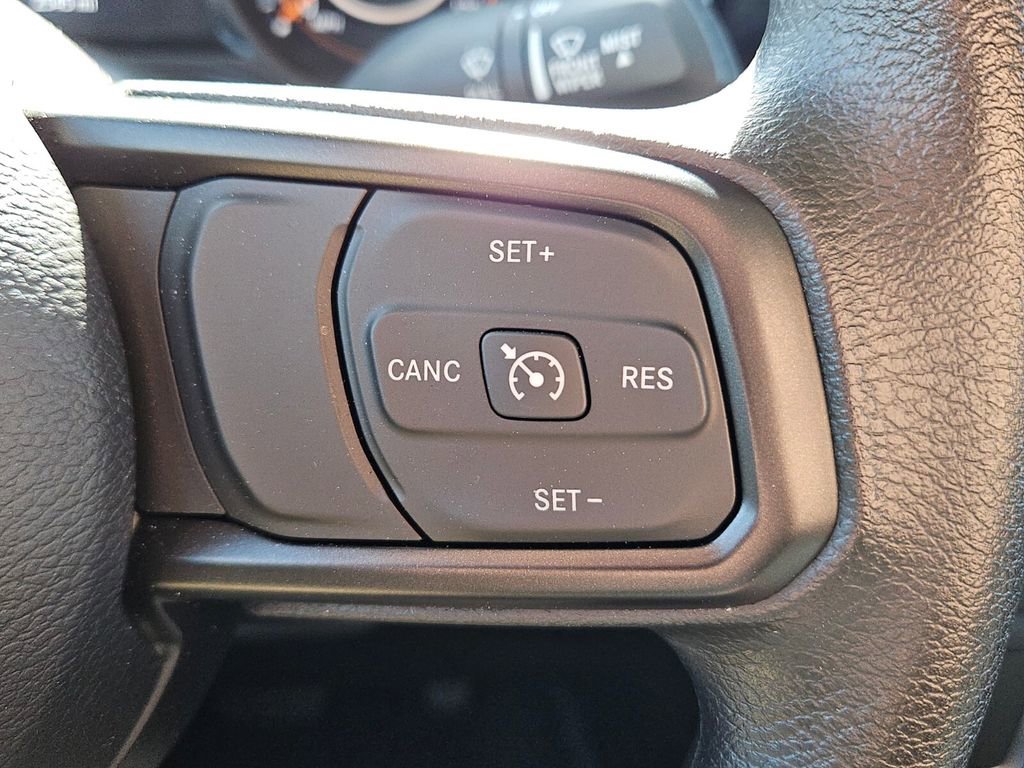 Used 2025 Jeep Gladiator Sport image 22