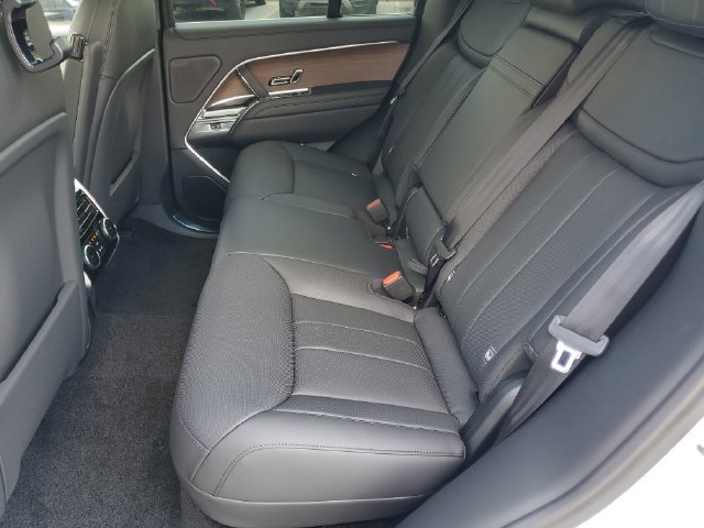 New 2026 Land Rover Range Rover SE AWD/4WD image 11
