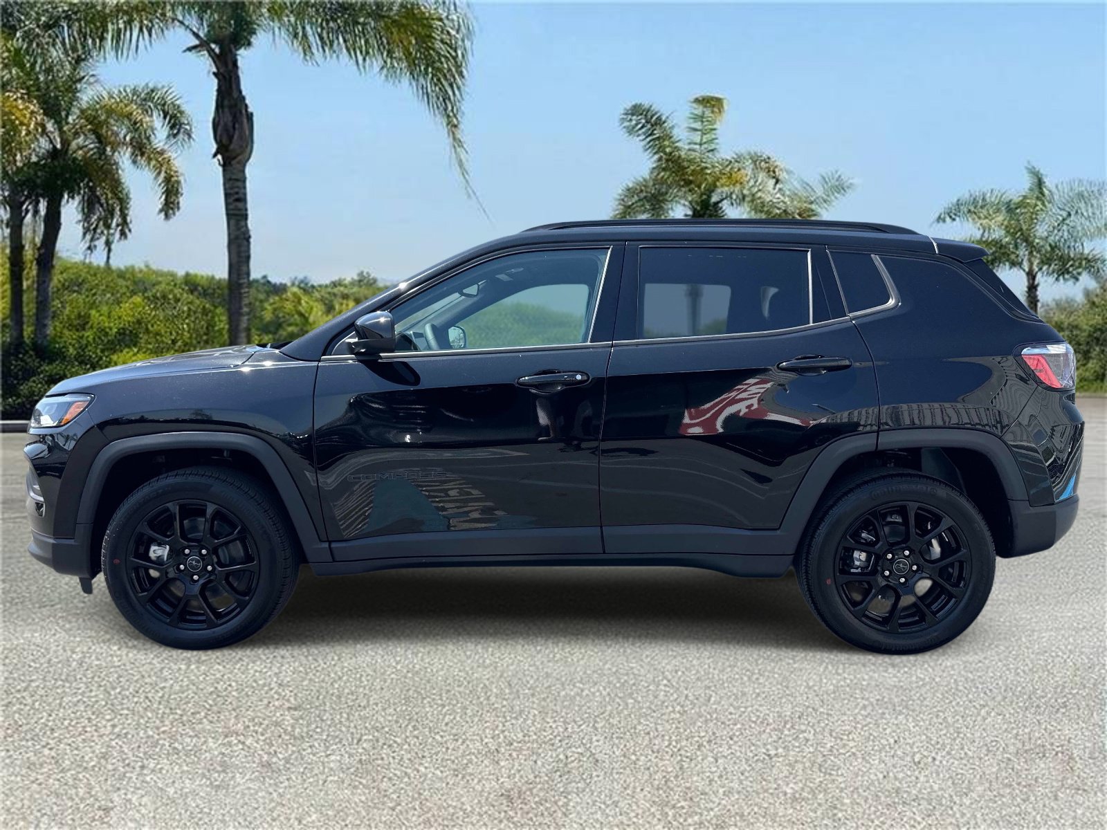 New 2026 Jeep Compass Latitude AWD/4WD image 2