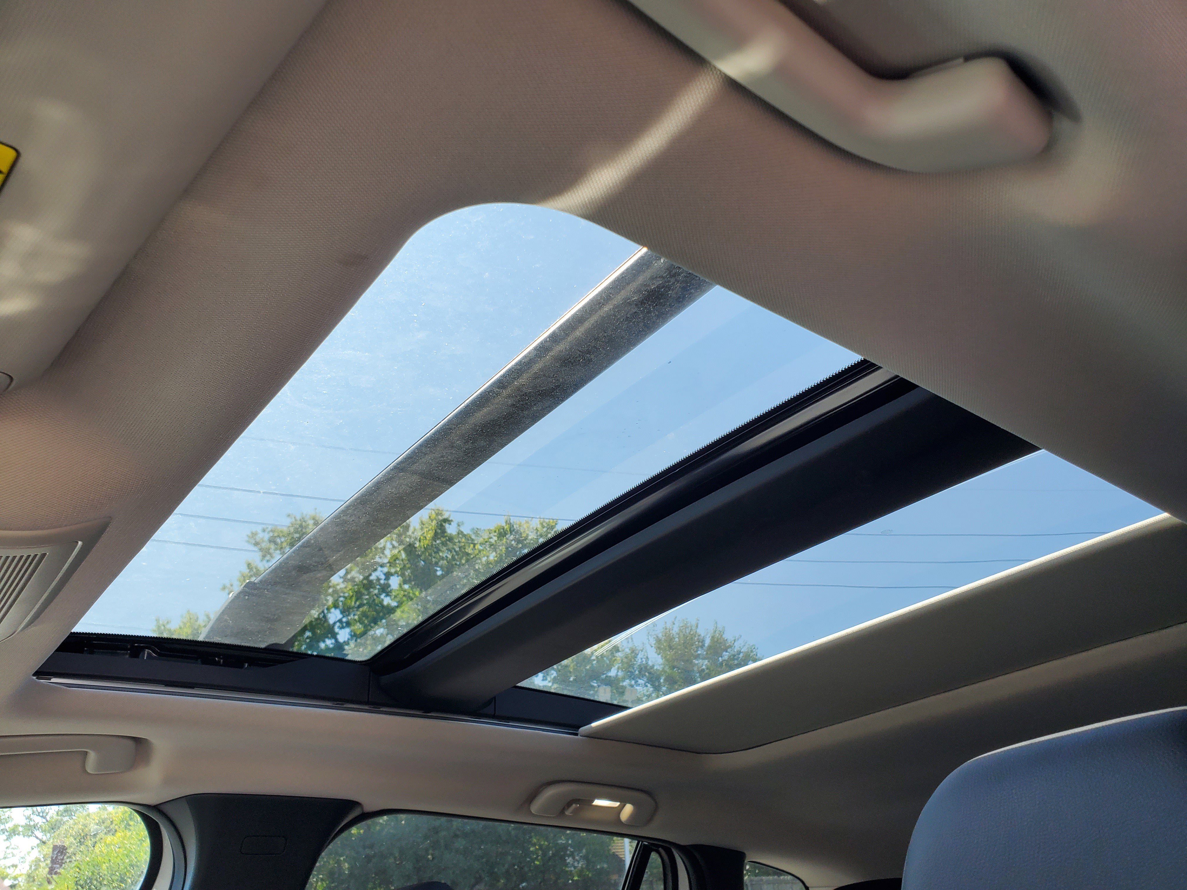 Used 2025 MAZDA CX-50 AWD 2.5 Hybrid w/ Premium Pkg image 18