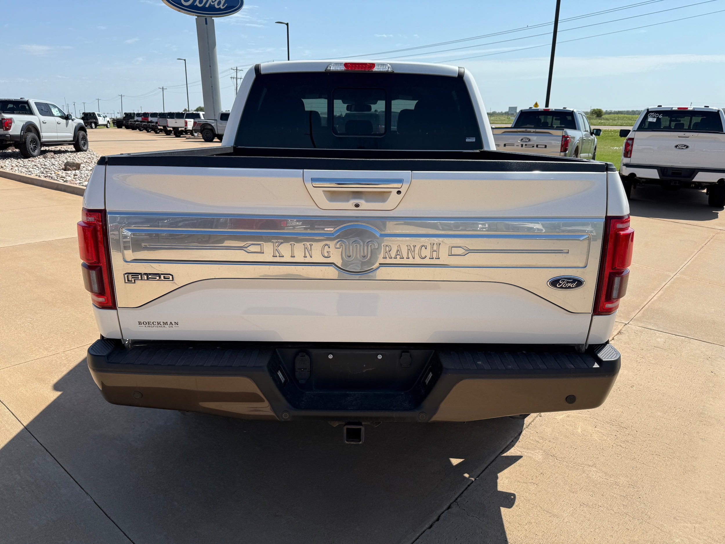 Used 2016 Ford F150 King Ranch w/ Equipment Group 601A Luxury AWD/4WD image 6