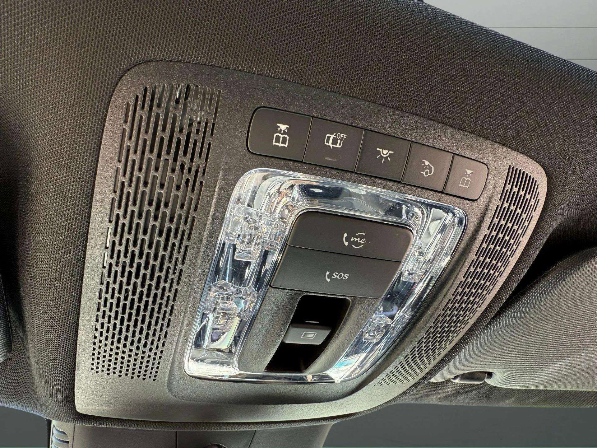 Used 2025 Mercedes-Benz GLB 250 GLB 250 image 47