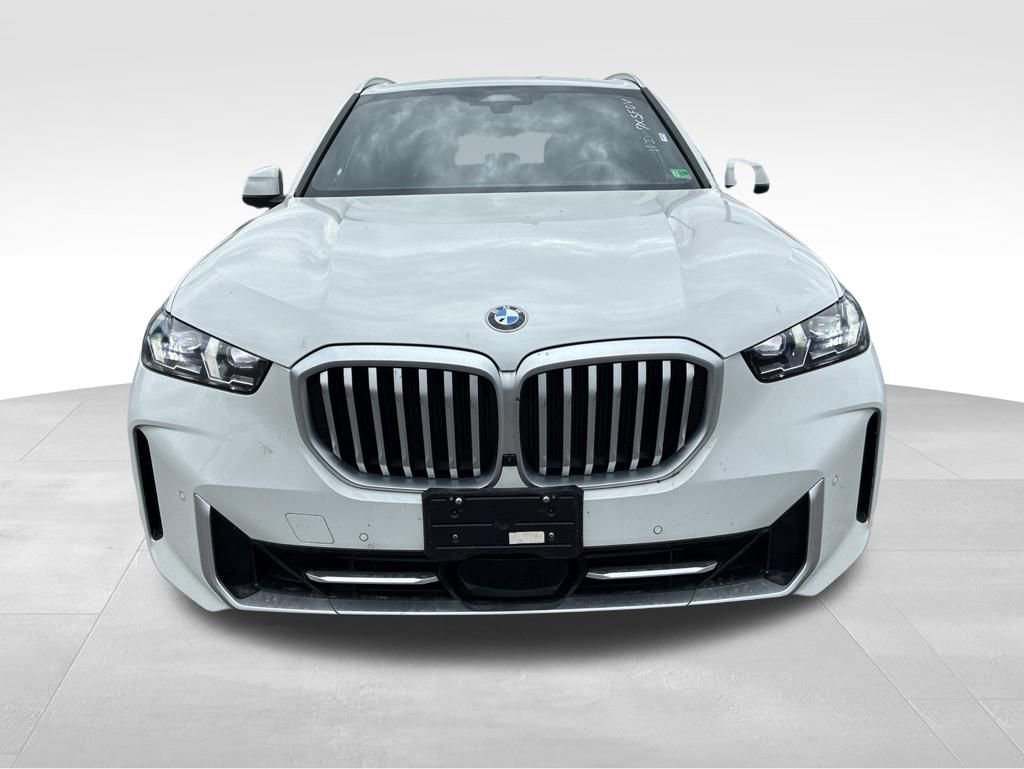 Used 2026 BMW X5 xDrive40i AWD/4WD image 9