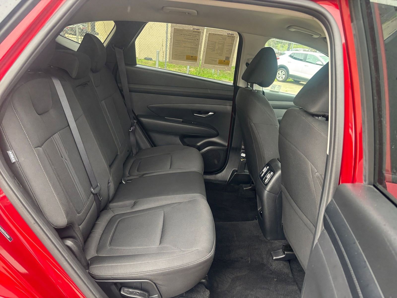 Used 2025 Hyundai Tucson SEL FWD image 28