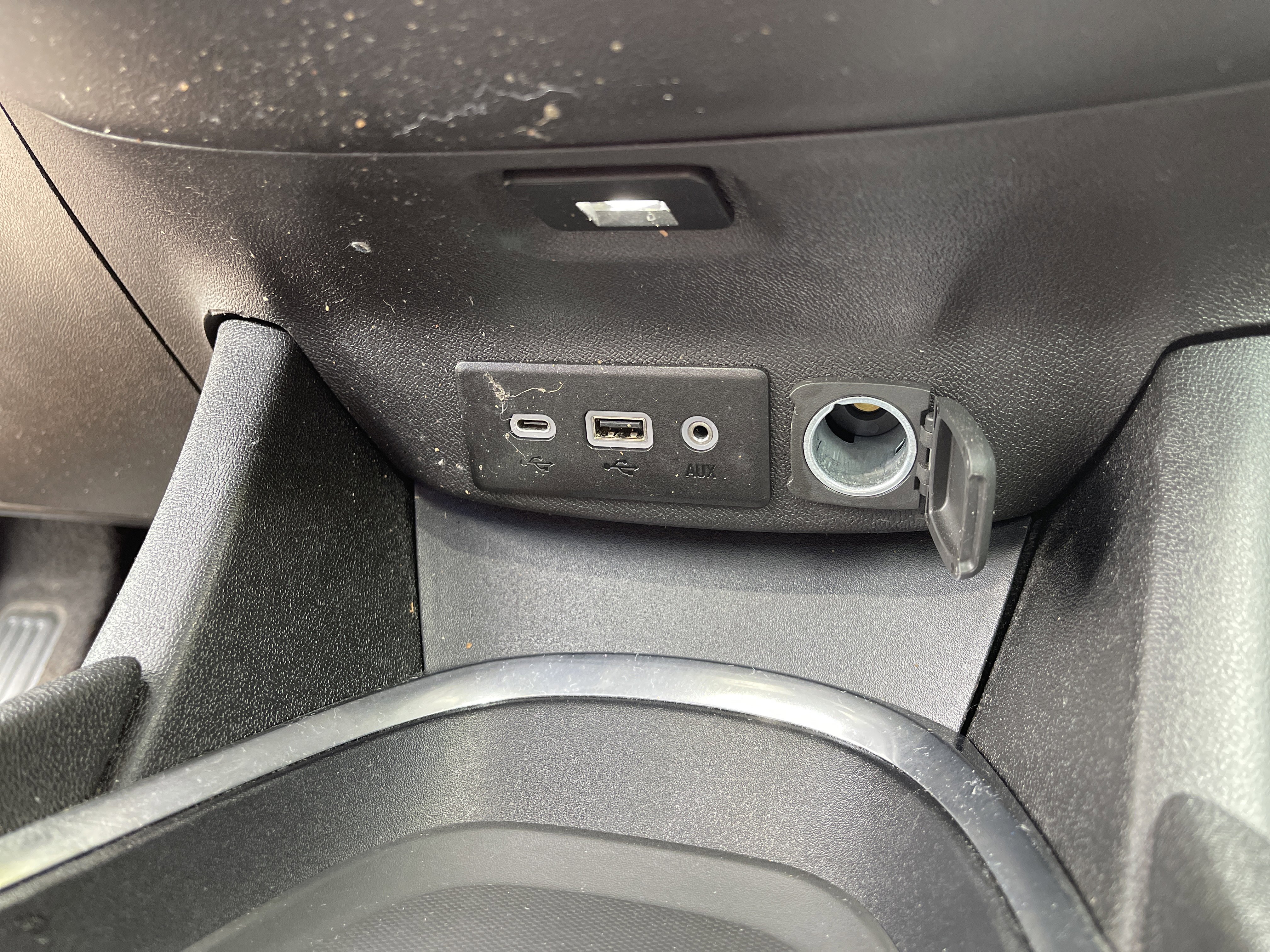 Used 2024 Chevrolet Malibu LT image 30