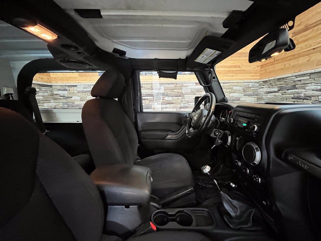 Used 2013 Jeep Wrangler Sport AWD/4WD image 22