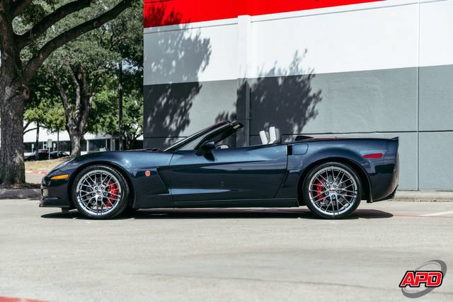 Used 2013 Chevrolet Corvette 427 w/ 1SB Preferred Equipment Group RWD image 48
