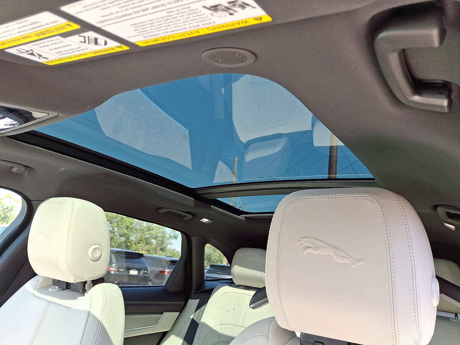 Used 2026 Jaguar F-PACE R-Dynamic S image 14