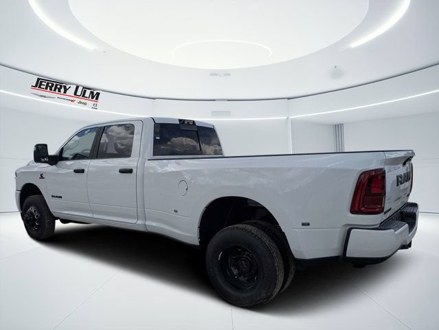 New 2026 RAM 3500 Big Horn AWD/4WD image 5