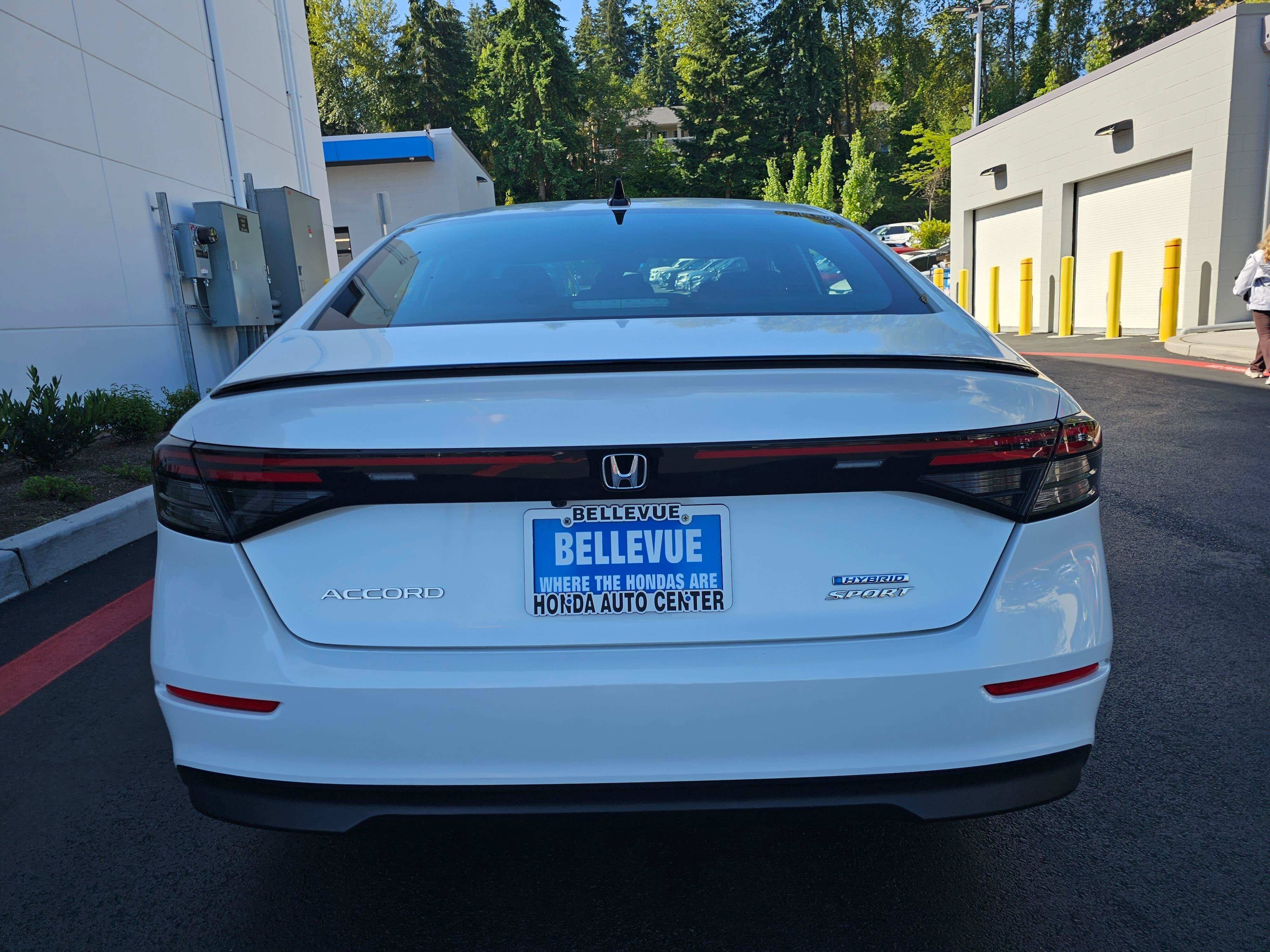 Used 2023 Honda Accord Sport image 6
