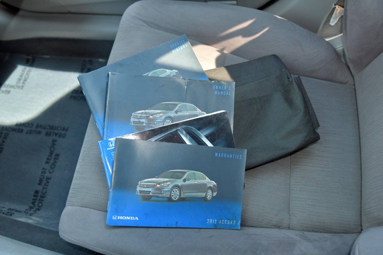 Used 2012 Honda Accord LX image 27
