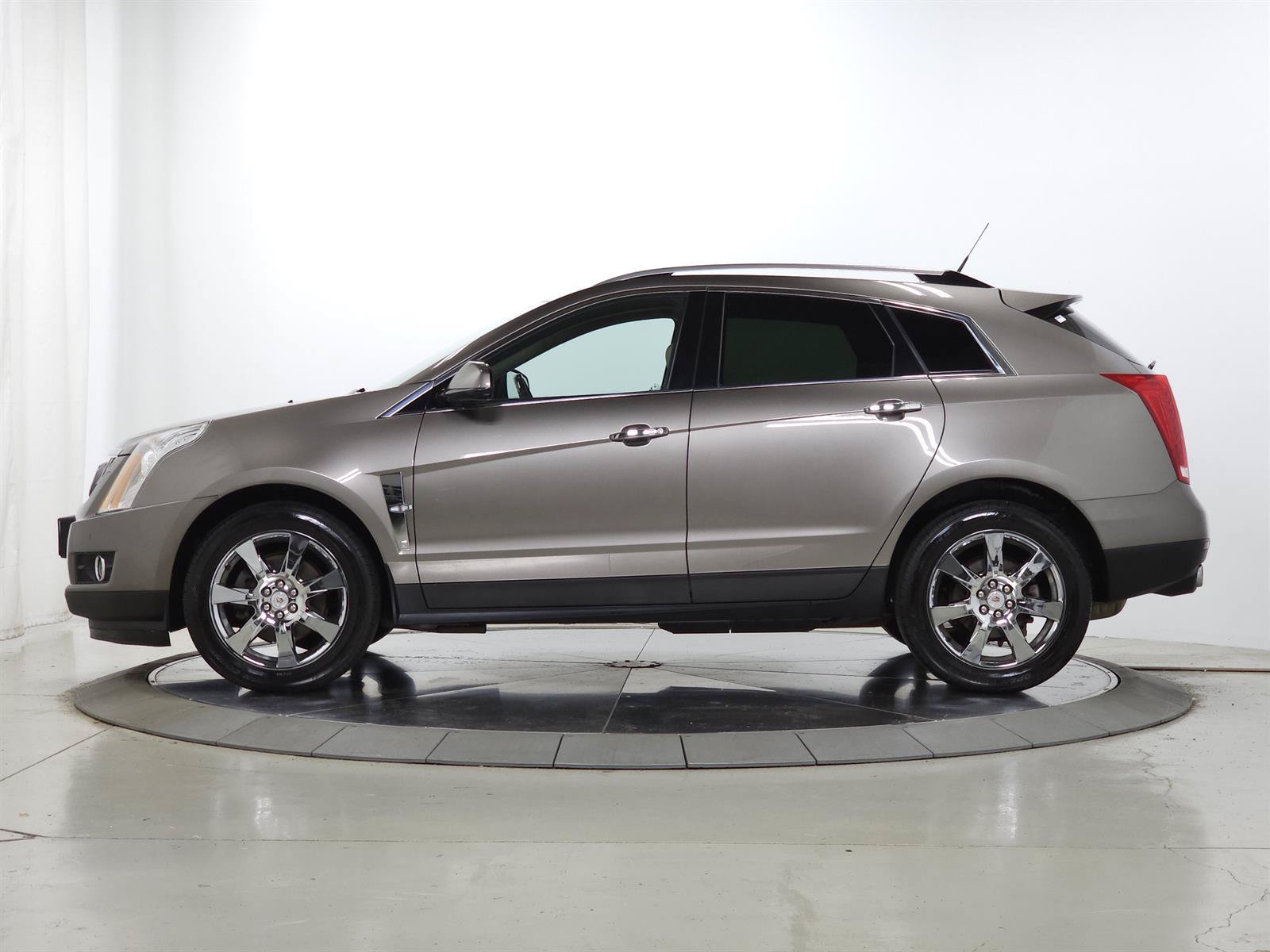 Used 2012 Cadillac SRX Performance AWD/4WD image 4
